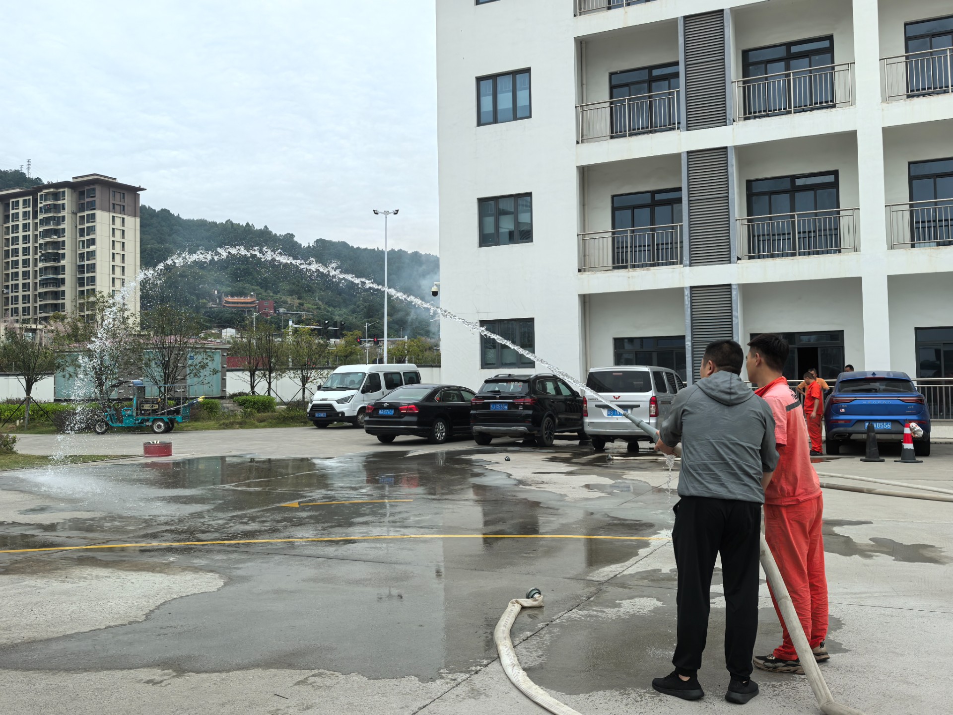 寧德陸港開展“119消防安全日”應(yīng)急演練活動(dòng)，周明組拍攝3.jpg